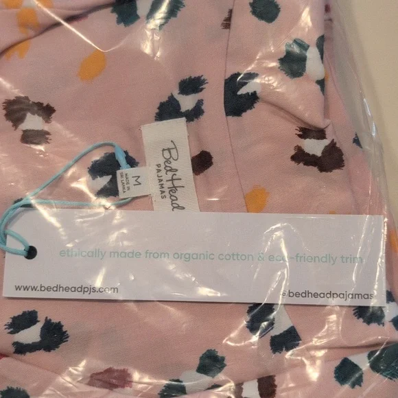 NWT Bed Head Classic Cotton Long Sleeve Pink Pajamas- Fierce Pattern, Size M - Picture 10 of 10
